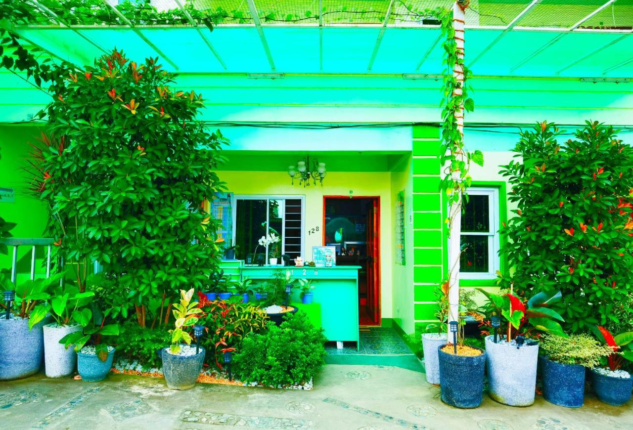 Reddoorz At D128 Lodge Cagayan Valley Tuguegarao City Exterior photo